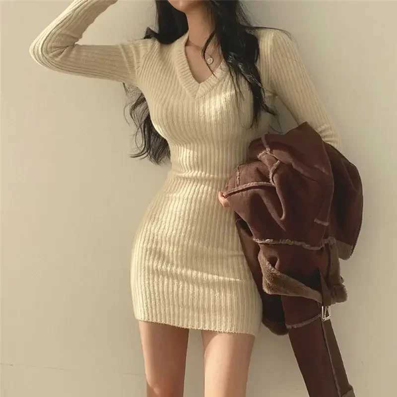 2025 Autumn WinterWomen Knit Slim Sexy Bodycon Dress V-Neck Long Sleeve Dress Solid Casual Midi Sweater Dress for Women M260311