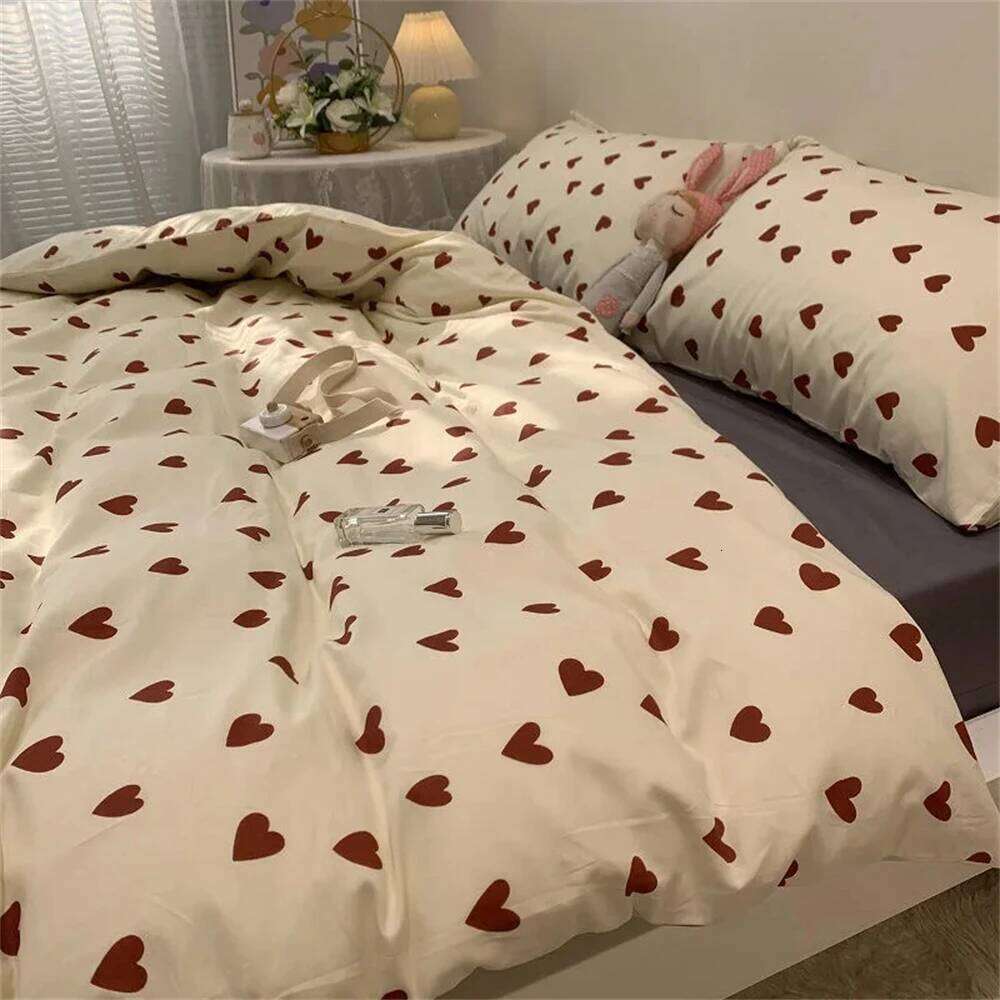 Korean Style Bedding Kid Adult Twin Full Queen Size Flat Sheet Set Pillowcase Bed Linen Love Heart Duvet Cover H260311
