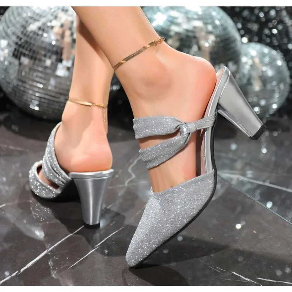 New Style Pointed Toe Square Root Rhinestone Decoration Sexy and Elegant Womens Shoes Casual and Comfortable K260311