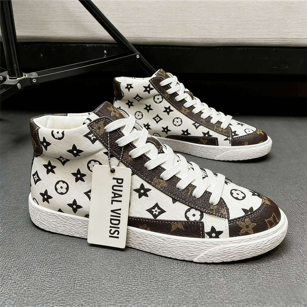 Casual Shoes Designer Free Shipping Casual Sports Sneakers Trendy Versatile Youth Lace up High top Men's Shoes Black White Green