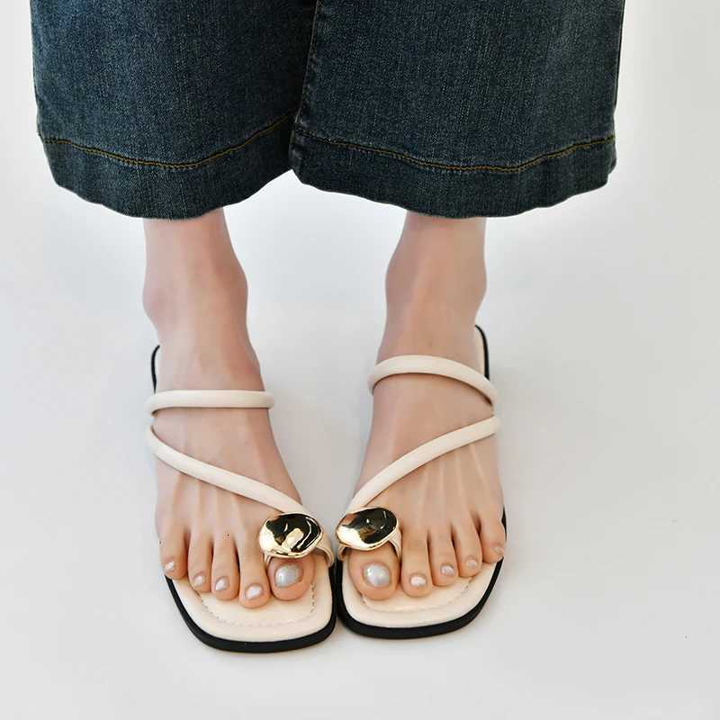 2025 Summer Beach Flip Flop Clip Toe Women Flats Slippers Shoes Outdoor Casual Ladies Low Heel Slides K260311