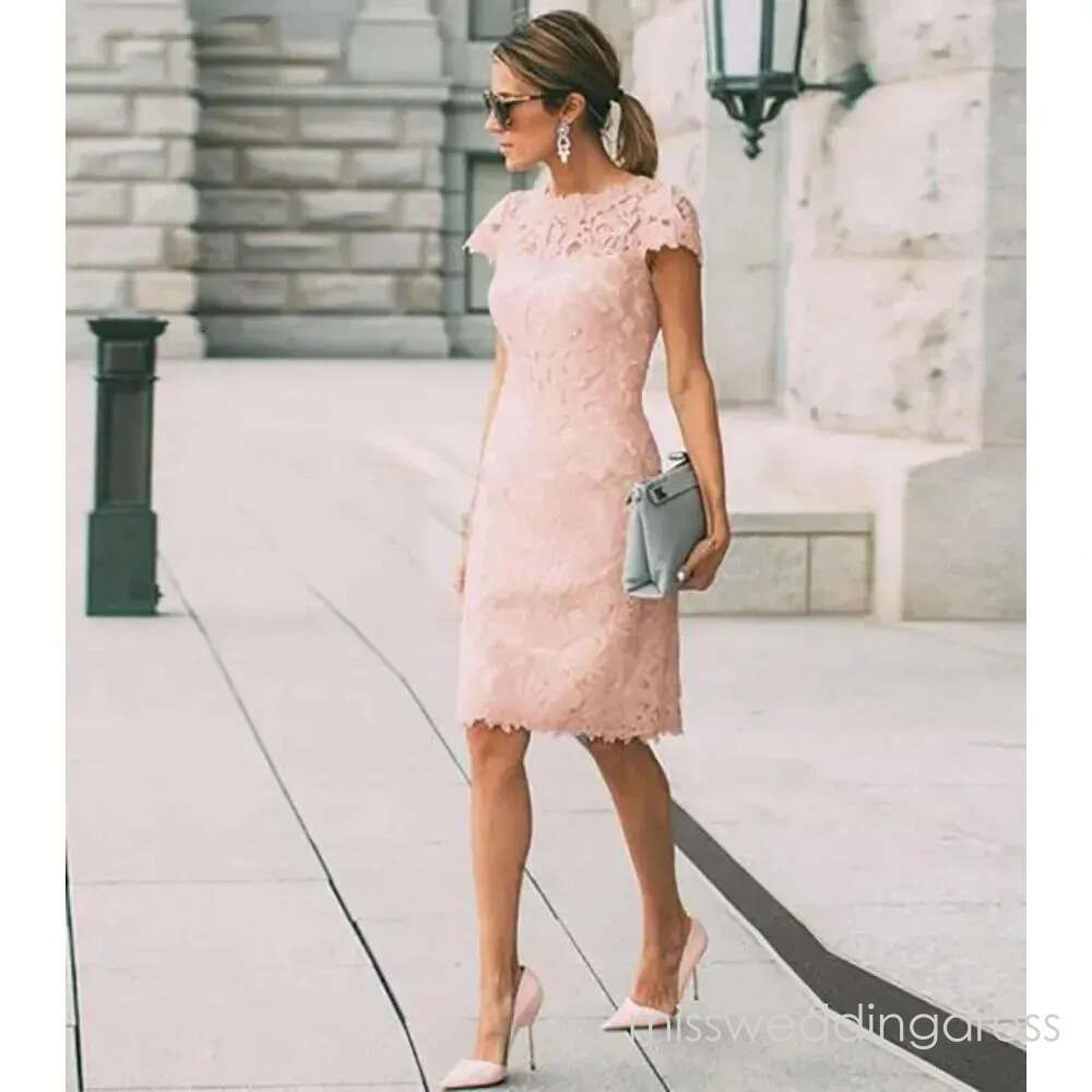Mother Of The Bride Dresses Knee Length Lace Short Sleeves Custom Woman Formal Wedding Party Gowns madrinha Casual Ladies