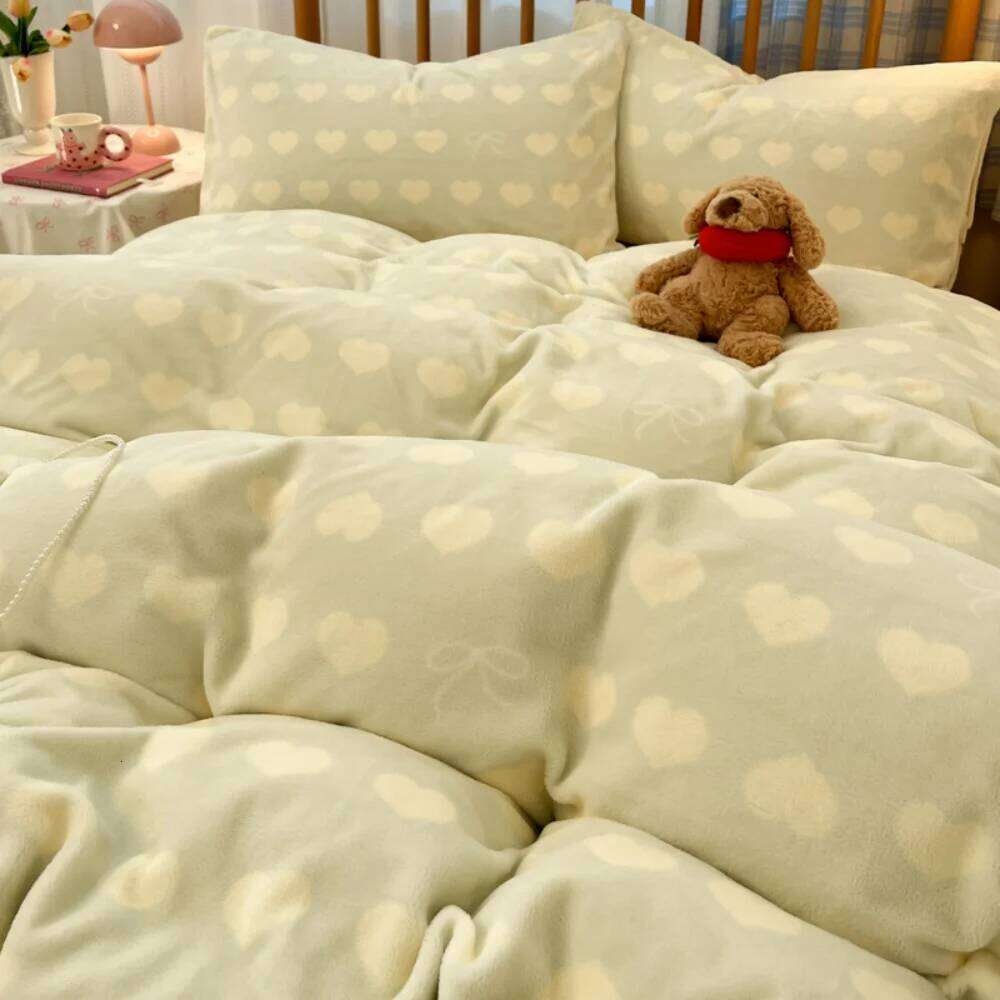 Print Thicken Milk Coral Fleece Bedding Winter Comforters Warm Bedroom Decor Quilt Cover Bed Sheet Pillowcase Four-Piece Set H260311