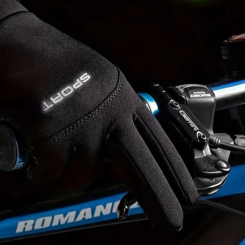 Winter Warm Riding Gloves Supporting Touch Screen Operation Suitable for Outdoor Sports M260311