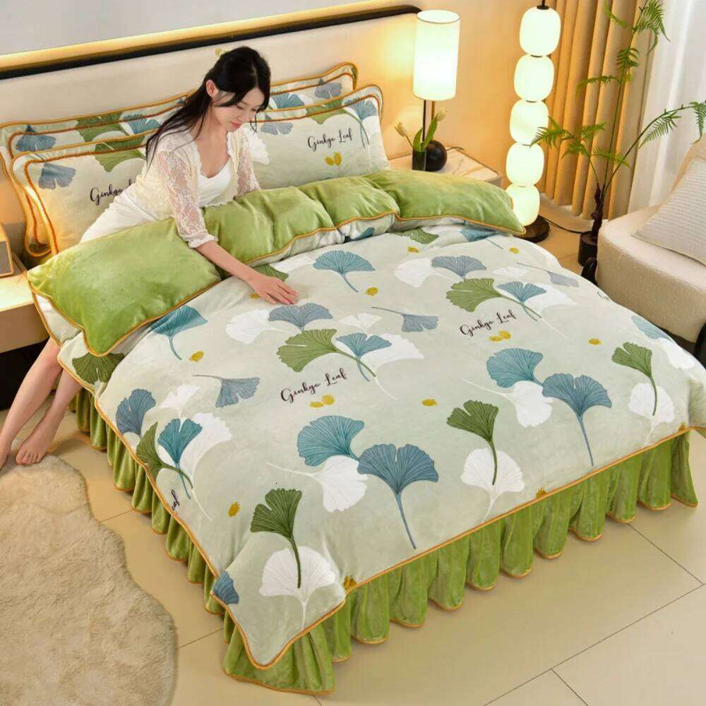 Winter Warm Milk Velvet Four Piece Set Thickened Duvet Double-sided Fleece Quilt Cover Bed Skirt Pillowcase Bedding Sets H260311