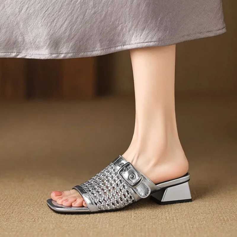 CNMR Womens Sandals Slippers Women Shoes Round Toe Metal Casual Style Lazy Outside Wearin Heels Women K260311