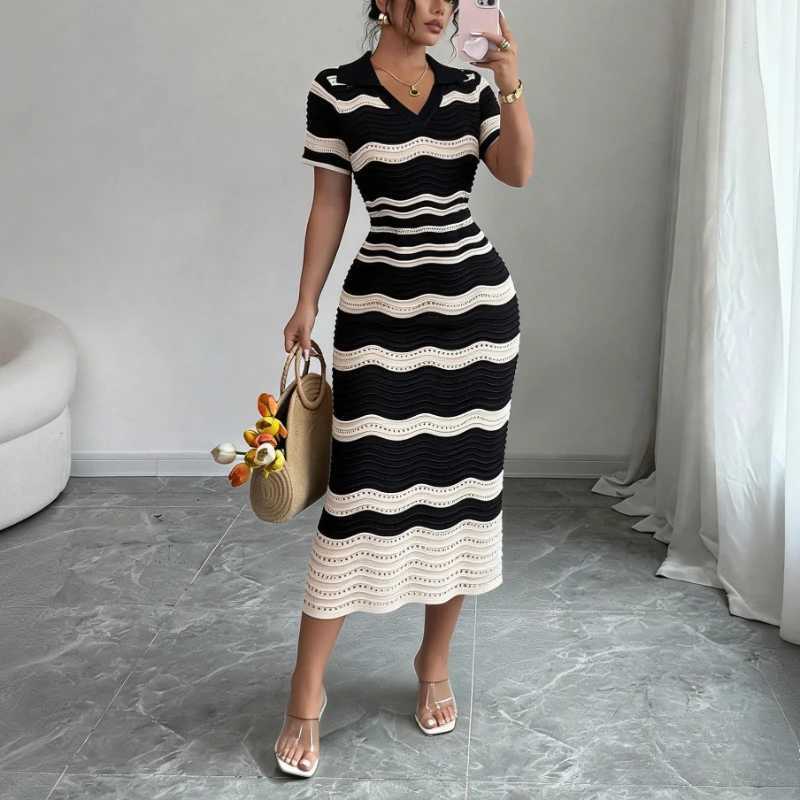 Womens Wavy Striped V-Neck Short Sleeve Elastic Sundress Ribbed Knit Bodycon Long Dress Crochet Hollow Out Summer Party Dress M260311