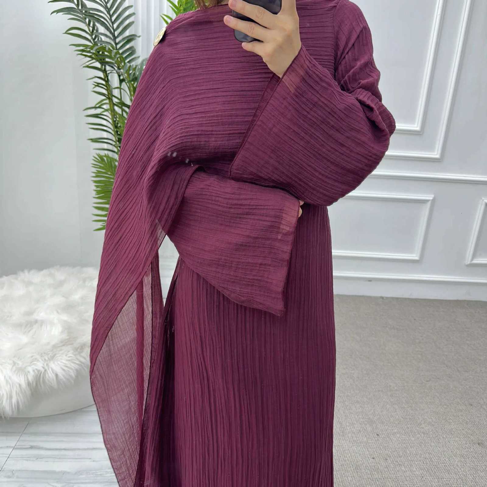 Eid Muslim Dresses with Shawl New Pleated Abaya Dubai Luxury Party Long Dress Islamic Clothes Plain Abayas for Women Kaftan Robe X260311