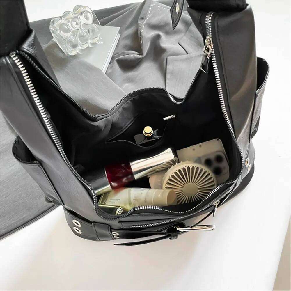 Personality Metal Stud Rivet Shoulder Punk Style Sweet Cool Underarm Handbag Large Capacity Tote Bag Daily XJ260311