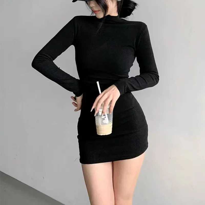 Fashion New Solid Half High Collar Dresses Autumn Winter Women Long Sleeves Sexy Bodycon Mini Dress Club Elegant Party Dresses M260311