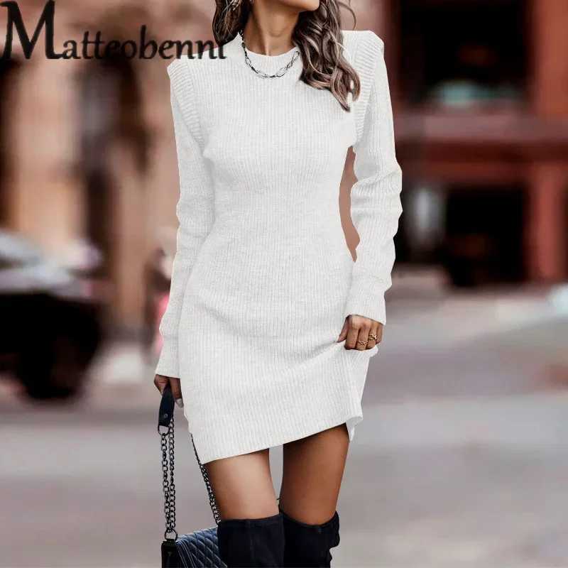 Women Solid Color Knitted Wrap Hip Dress Autumn Winter Crew Neck Pullover Long Sleeve Dressy Female Knitwear Slim Fit Short Gown M260311
