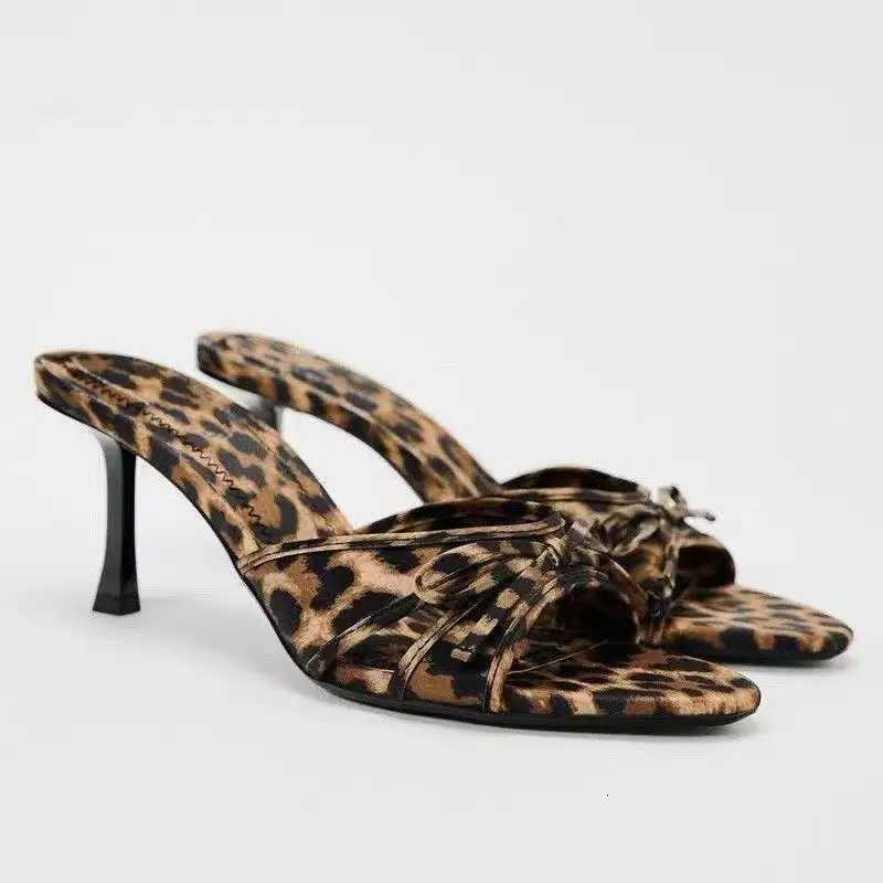 2024 Women Summer New High Heel Sandals Versatile Simple Slim Heel Sandals Slippers K260311