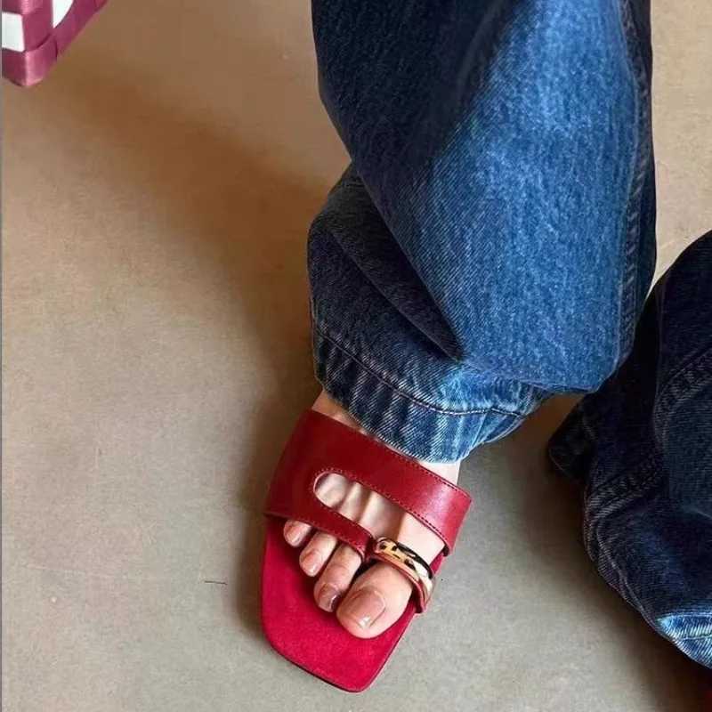 Women Casual Anti-slip Designer Comfortable Outdoor Sandals Fashion Elegant Flat Shoes Summer New Slides Women K260311