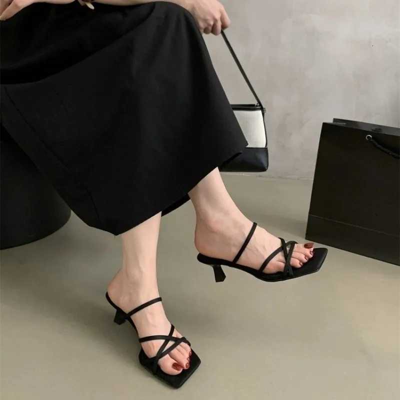 2025 New Toe Elegant Wedge Sandals Womens French Outwear Summer Casual Beach K260311