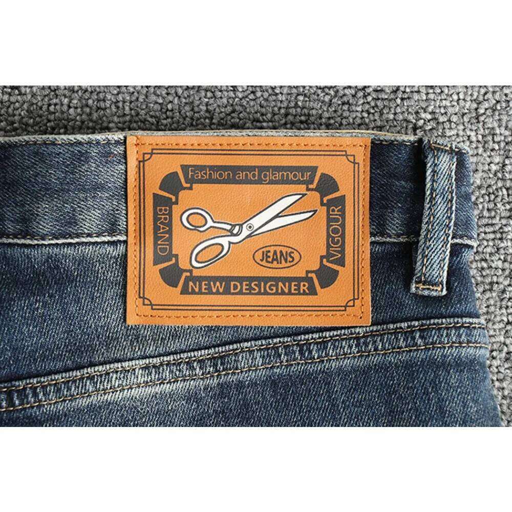 Embroidery embellished white to do old American vintage jeans men slim small straight leg fashion all-match youth pants Z260225