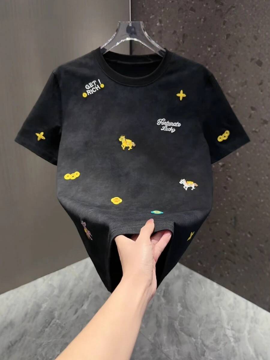Spring Summer 2026 Men's Faion ort Sve T-irt round Ne Dyed Embroidery Small Label Comfortable Soft Chinese Sle