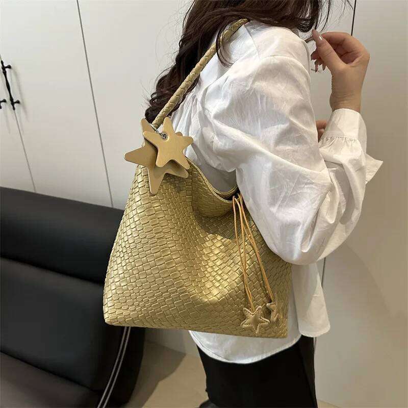 Large Capacity Woven PU Bucket Shoulder Bags for Women Commuter Solid Color Ladies Star Handbag Simple Female Underarm Bag Tote XJ260311