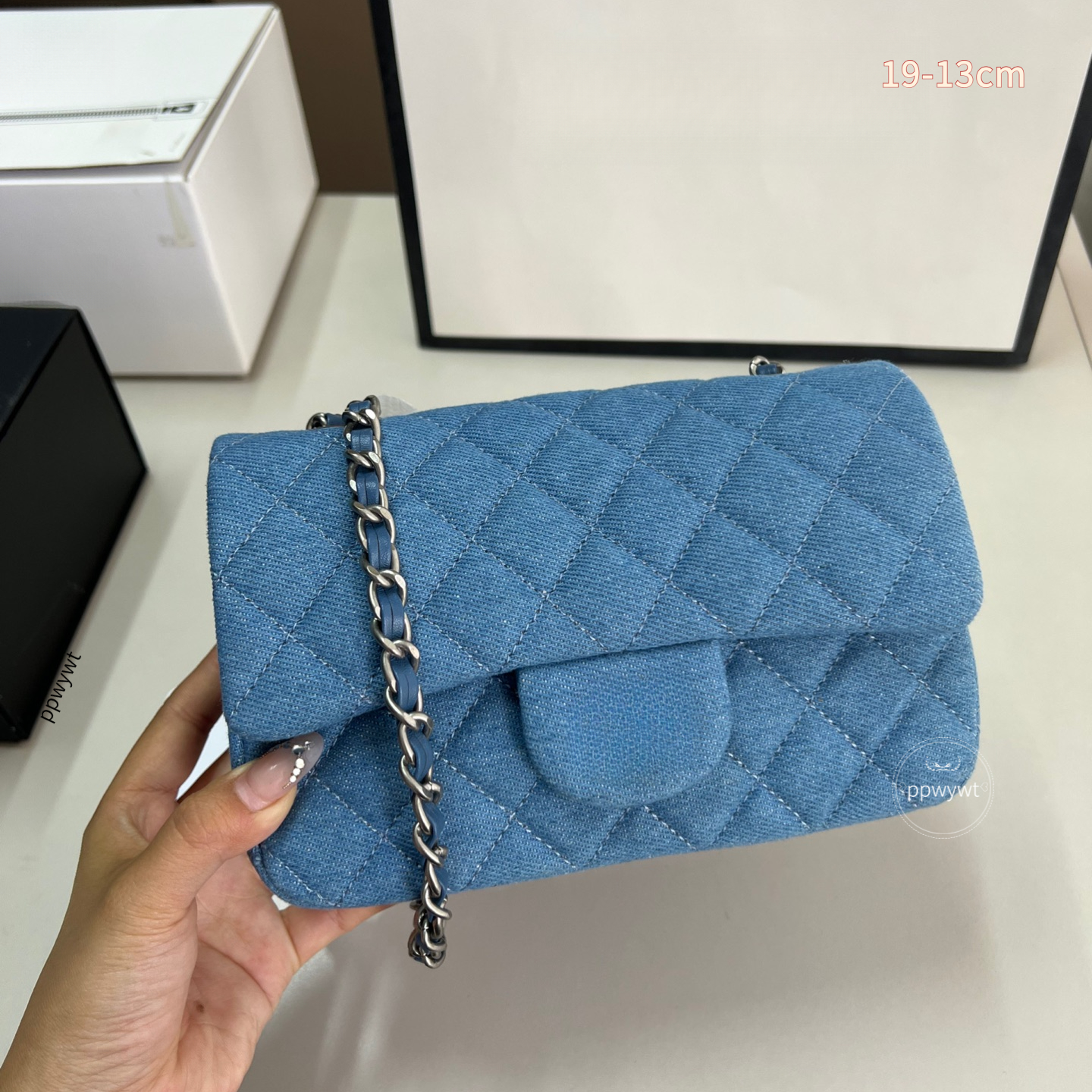 Womens Denim Bag Mini Classic Flap Jeans Crush Pearl Ball Bags Gold Metal Hardware Matelasse Chain Crossbody Shoulder Handbags Quilted Designer Blue Purse