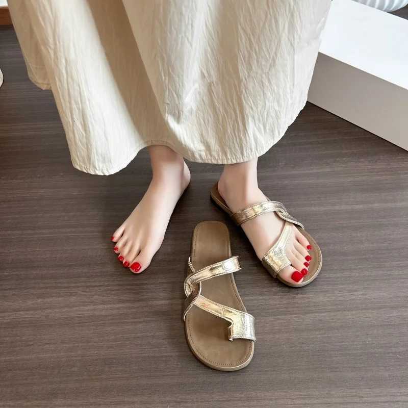 Women Summer Flat Bling Slippers Female Flip Flops Sandals Outdoor Beach Women Sandals Glitter Shoes for Women 2025 K260311