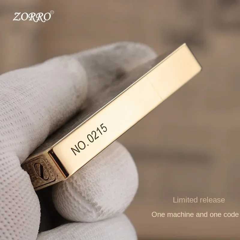 ZL8 Copper Ultra-thin Kerosene Lighter Constantine Pattern Personalized Engraving Grinding Wheel Lighter N2603111