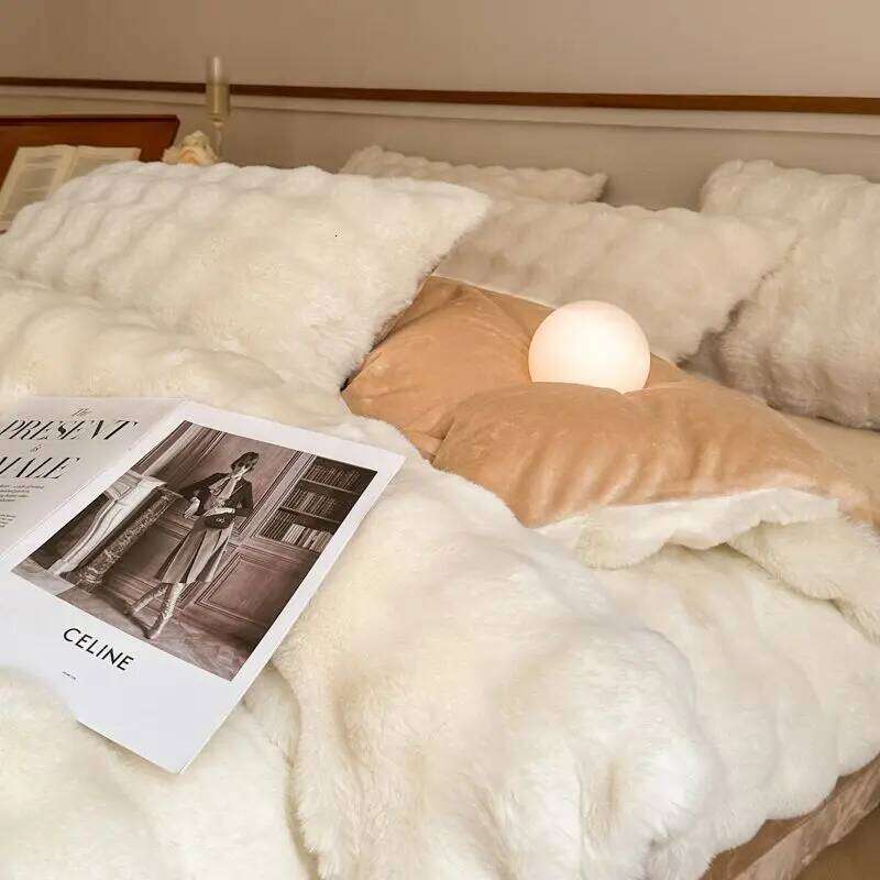 4pc Winter Sheet Warm Milk Rabbit Velvet Duvet Cover Thickened Double-sided Flannel Bed Blanket Coral Bedding Set H260312