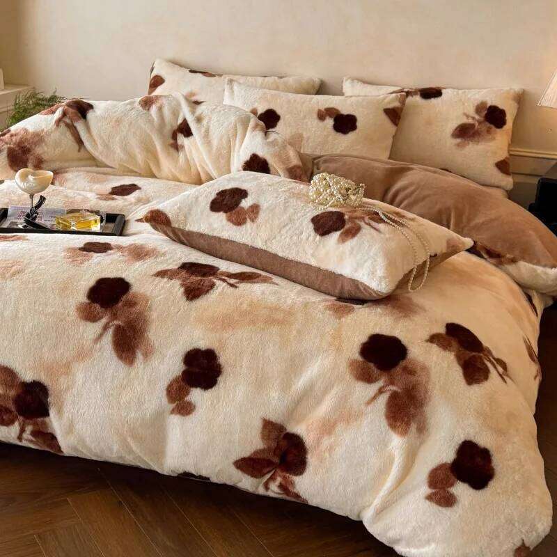 2025 new class A thickened imitation rabbit hair carved milk four-piece winter coffee color warm fleece quilt set H260312