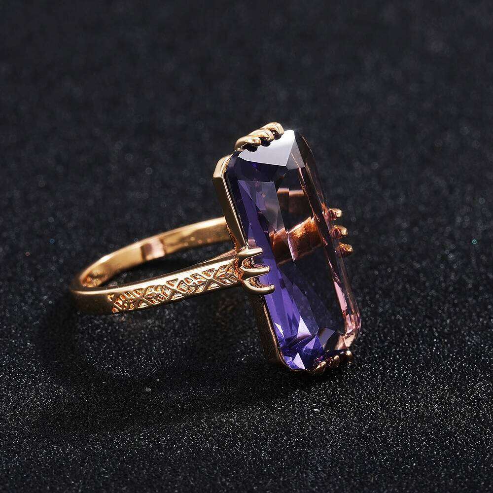 Huitan Purple Stone Rings Women Vintage Party Elegant Lady's Ring Birthday Anniversary Gift Exaggerated Female Fashion Jewelry H260312