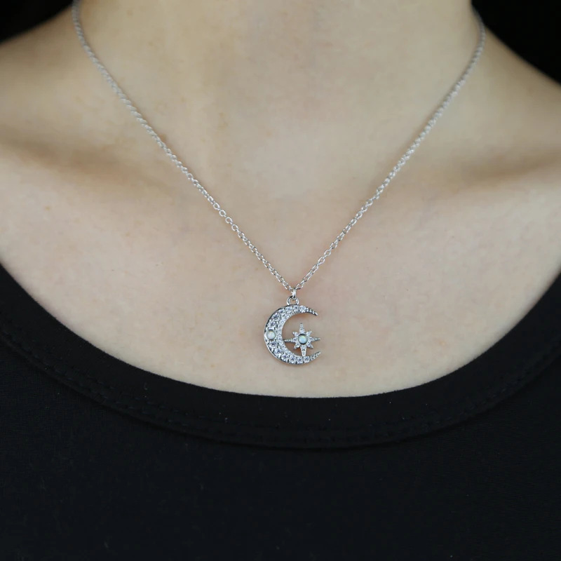 An Elegant Gold Plated Moon Star Necklace Set With Zircon Making It A Fashionable And Exquisite Daily Gift For Women