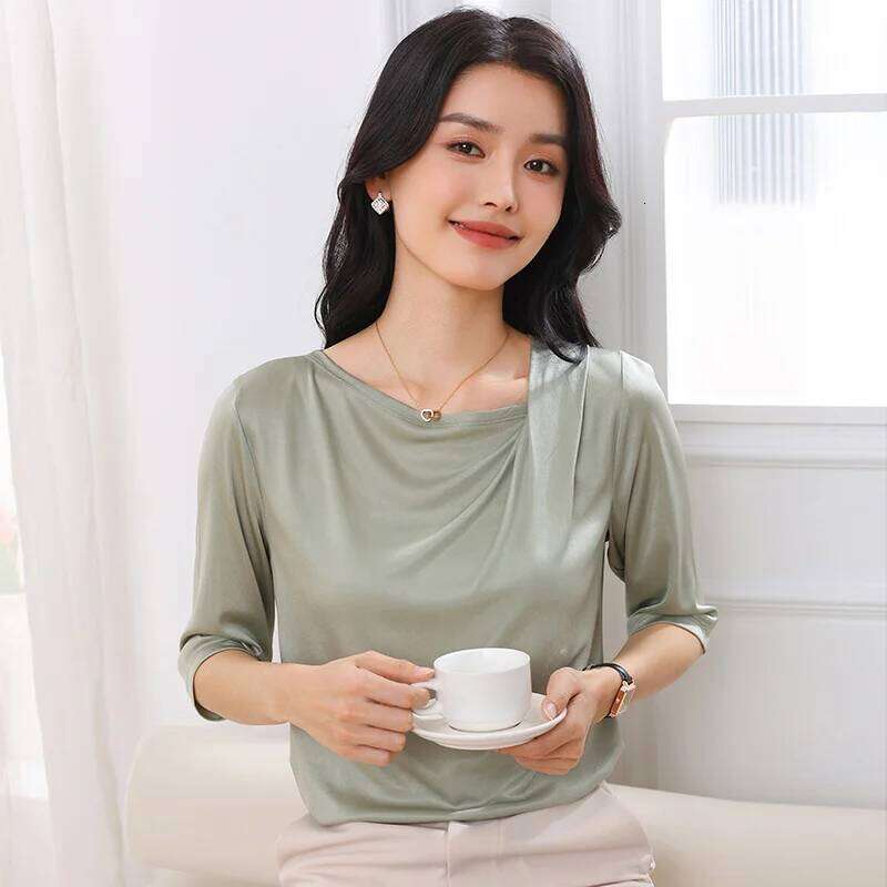 2026 Summer New T-Shirt Knitted Short Sleeve High End Acetate Fiber White Fashion Women's Top MAKOUFEI