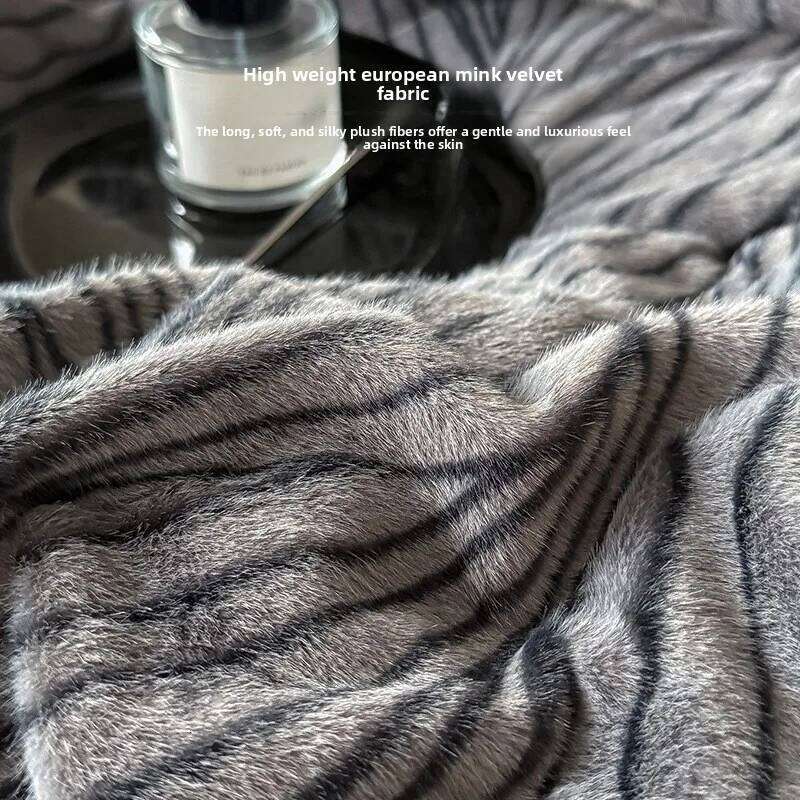 Light class a bed four-piece thickened milk quilt cover coral fleece warm bedding set H260312 - view 3