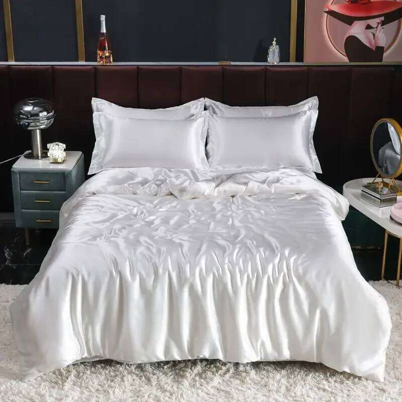 Nordic Satin Silk Bedding Set with Duvet Cover Bed Sheet Pillowcases Solid Single Double Couple Pillow Case Bedsheet H260312