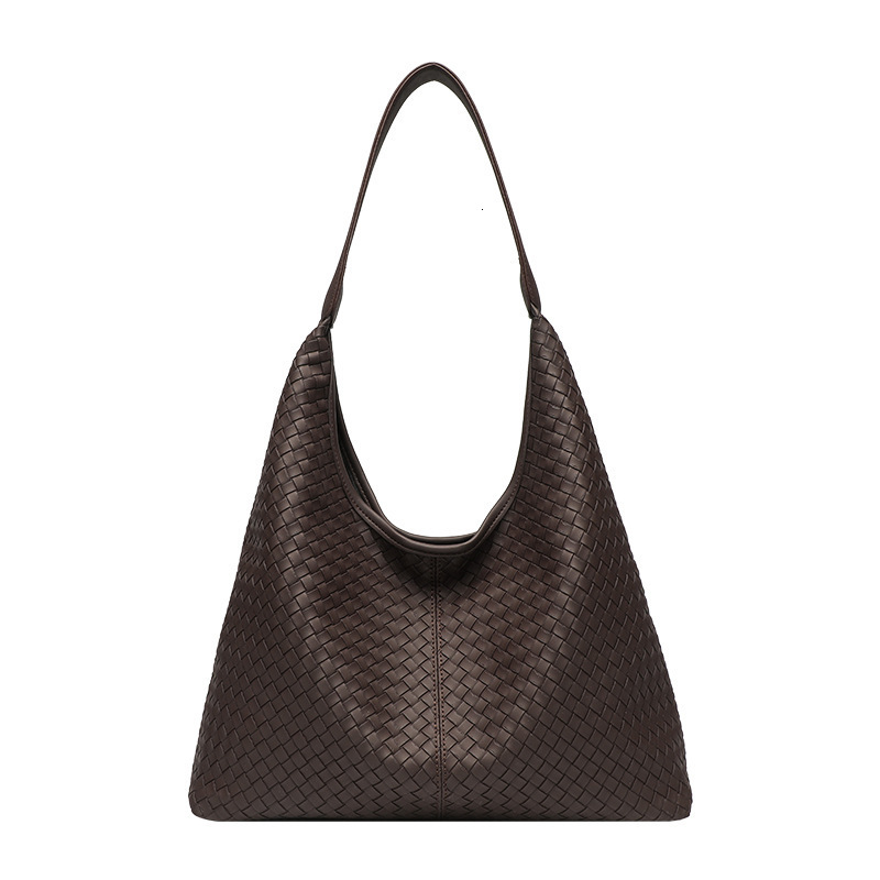 Largecapacity woven tote bag for women 2026 autumn and winter bag womens Maillard style commuter casual shoulder bag 240802