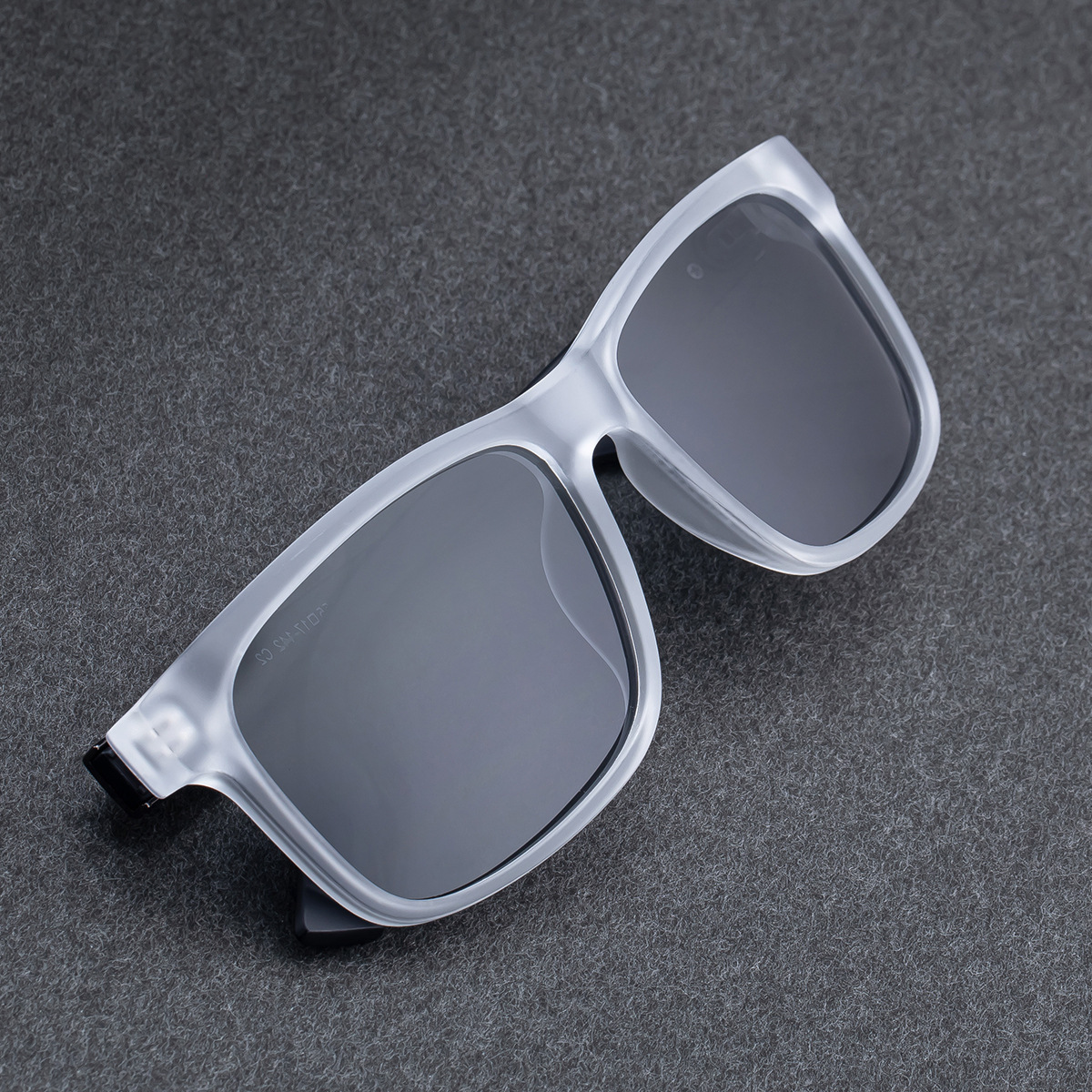 2026 New Fashion Square Frame Polarized Personalized Outdoor Driving Sunglasses for Men,