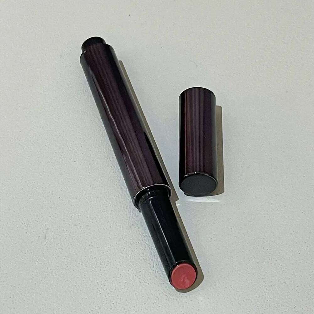 Herorange Mirror Super Pigmented, Non-Sticky, Non-Smudging, Apply, Long-Lasting, Not Easy to Fade, Moisturizing and Hydrating, Glossy Lipstick, Christ