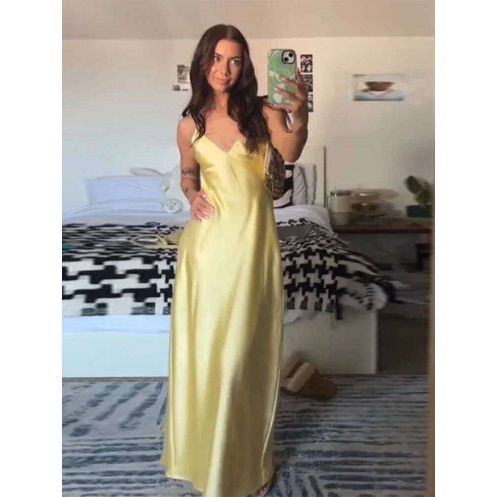 Yellow Satin Sling Dress Women Elegant V Neck Sleeveless Backless High Waist Maxi Dresses 2025 Summer Lady Party Evening Robes C260312