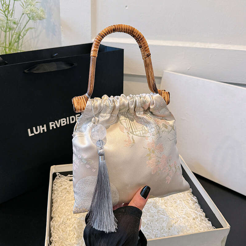 Chinese Style Pleated for Women Retro Ladies Dumpling Bag 2026 New Trendy Handbag