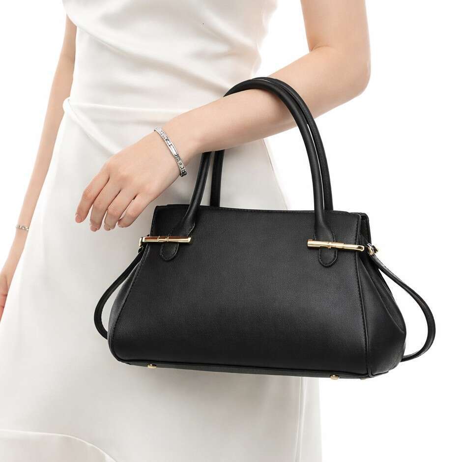 Design Commuter Handbag New Model Trapezoidal Shoulder Crossbody Bag Popular Style Tote Bag For Women