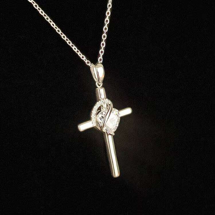New Pure Sier Jesus Chain Rhodium Plated Heart Cross Pendant Necklace VVS Moissanite Christian
