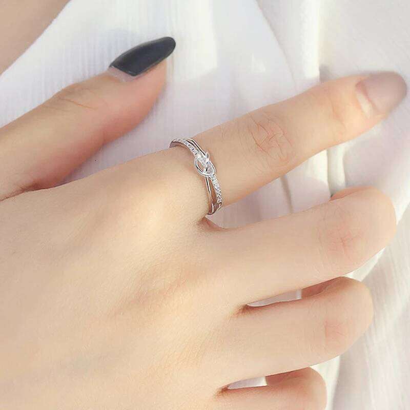 Huitan Dainty Wedding Ring Lady Delicate Jewelry with Bright Zirconia Trendy Silver Color Finger Accessories for Engagement H260312