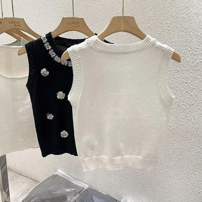 Floral Beading Slim Knit Vests Women Crop Tops 2025 Summer Sleeveless O-neck Knitwear Pullover Elegant Vintage Stylish VestsT260312