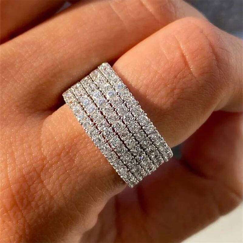 Huitan 5 Lines Crystal Cubic Zirconia Women for Wedding Simple Stylish Design Trendy Female Rings Sparkling Jewelry H260312