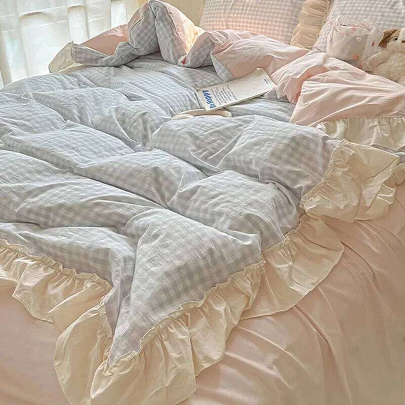 Korean Grid Printed Bedding Set with Lace Washed Cotton Skin Friendly Cozy Comforter Cover Sets Single Double Queen Bedclothes H260312