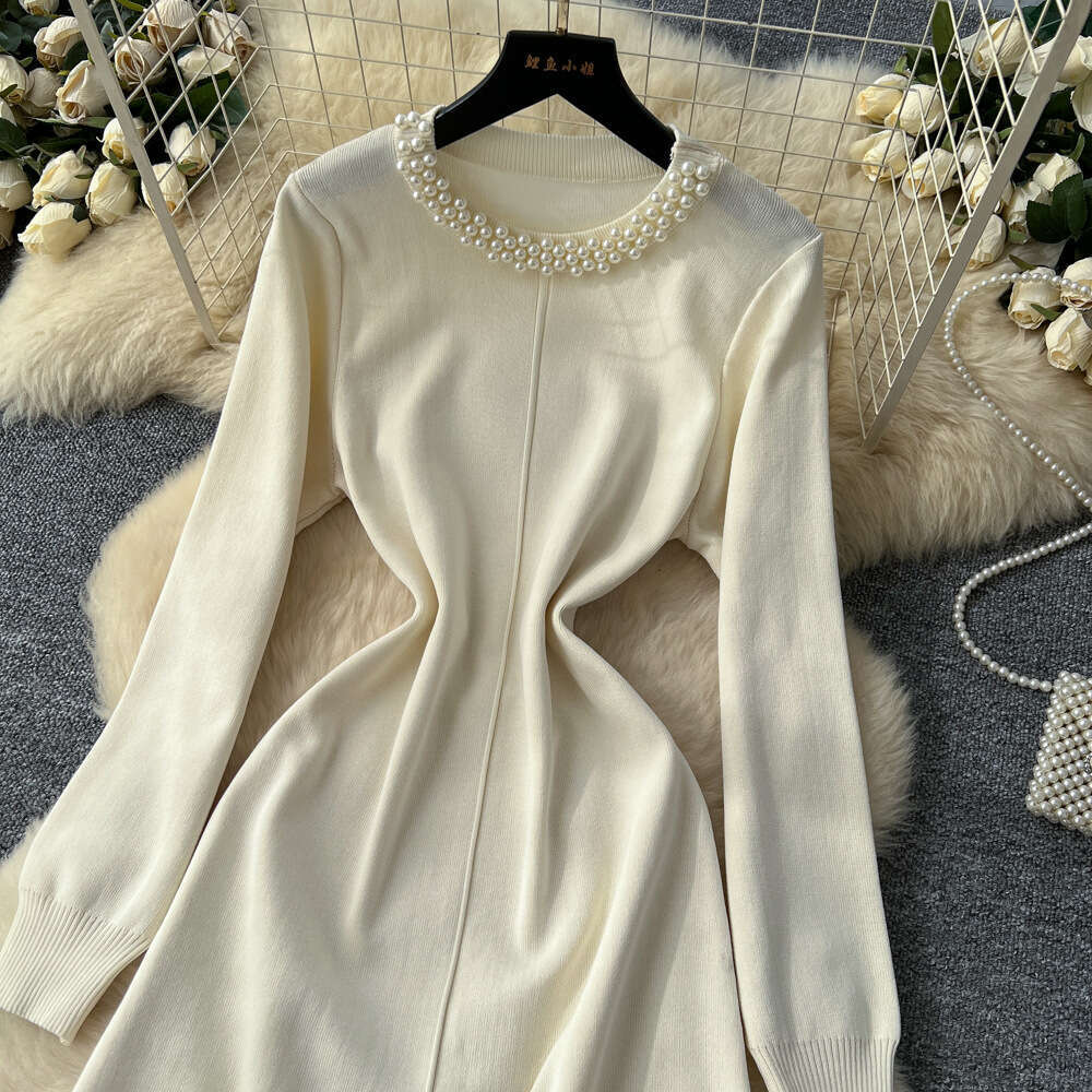 2026 French Elegant High End Dress a16 Round Neck Color blocked Ruffle Bottom and Waist Designer