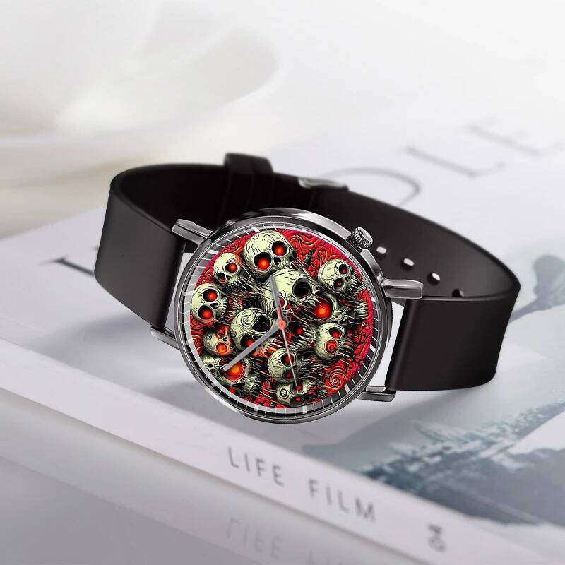 Women's Watch 2025 New Halloween Skull Style Design Quartz Watches Fashion Black Silicone Men's Simple Clock Wristwatch