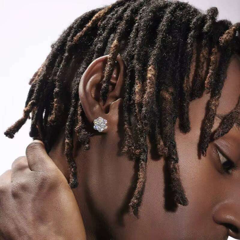 DE Cluster Flower S VVS Men Hiphop Sterling Sier Moissanite Stud Earrings with GRA Certificate