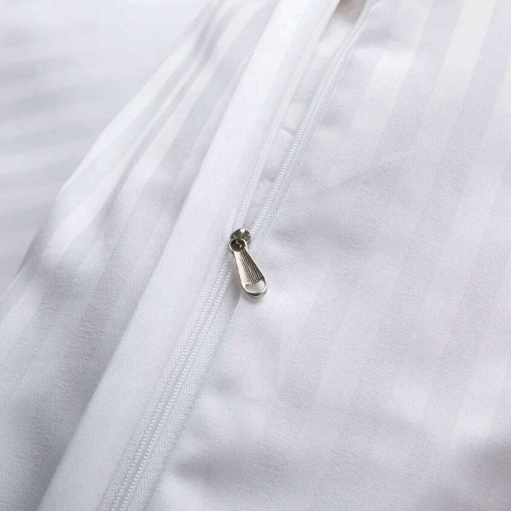 2/3 Piece Duvet Twin Full Queen King Bedding Set Microfiber White Satin Pin Striped Textured Comforter Cover H260312