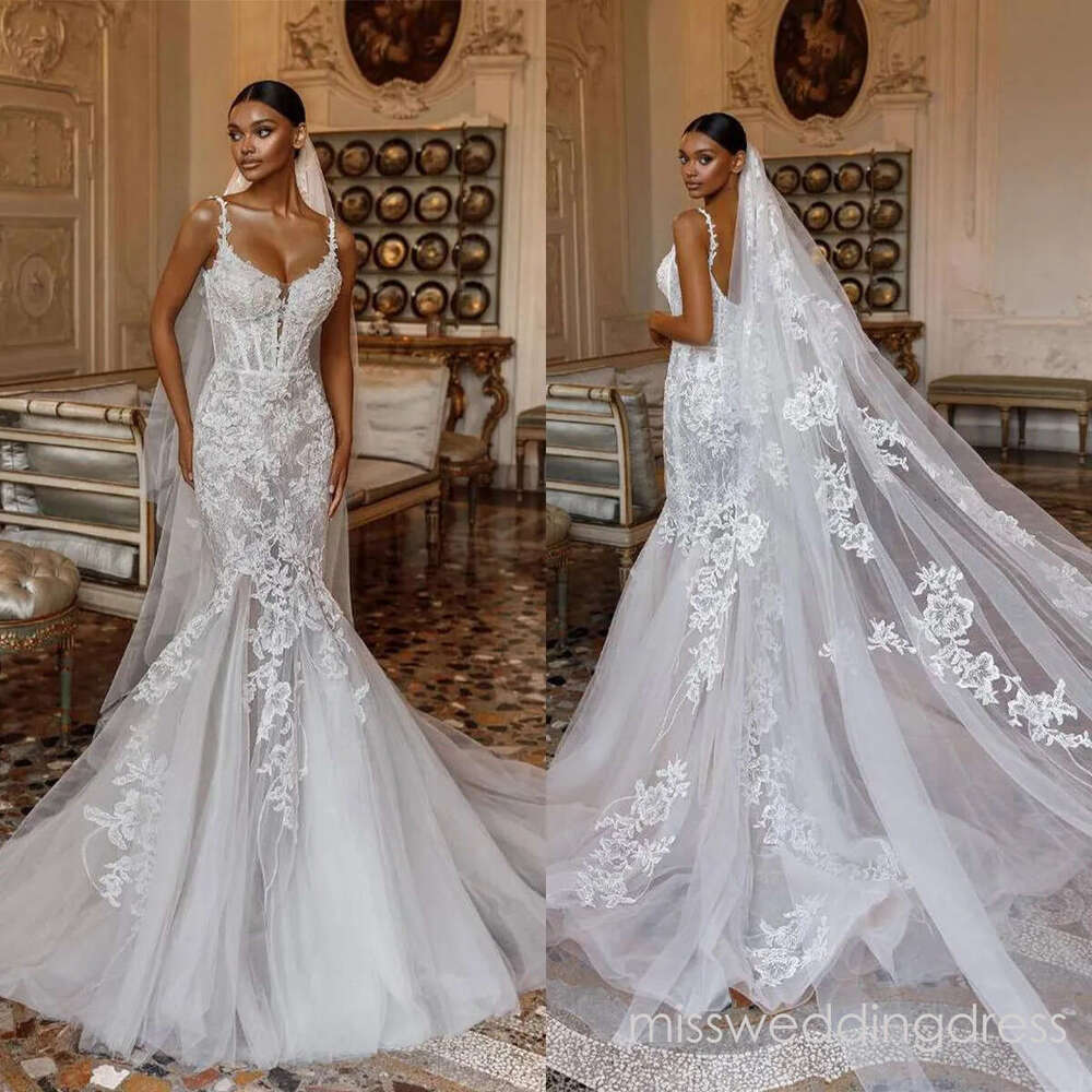 Simple Lace Mermaid Wedding Dresses Appliques Bridal Gowns Spaghetti Straps Sweetheart Neck See Through Backless Sweep Train Robe