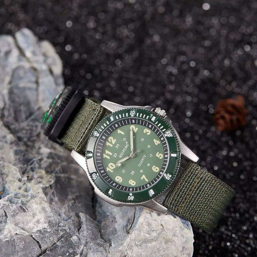 New Fashionable Minimalist Man Luminous Canvas Strap Compass Mountaineering Men's Quartz Watch relojes para hombres