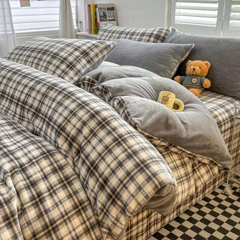 2025 new winter milk four-piece set thickened coral fleece bed sheet quilt cover three-piece bedding H260312