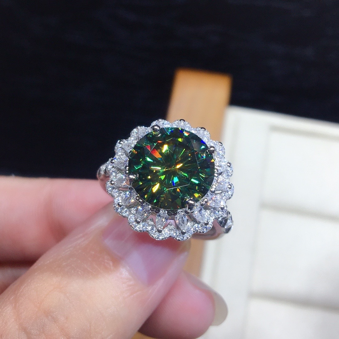 18K Gold Plated Green 5A Zircon Open Rings CZ Diamond Round Cut Brilliant Cut Halo Ring Dazzling Wedding Band for Women Gift Adjustable Size